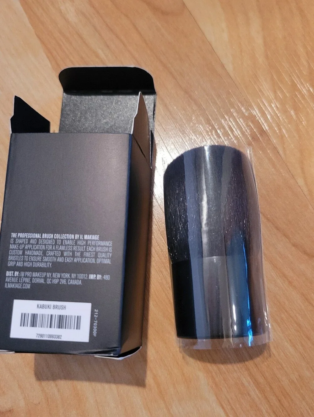 IL MAKIAGE Kabuki Brush Black New